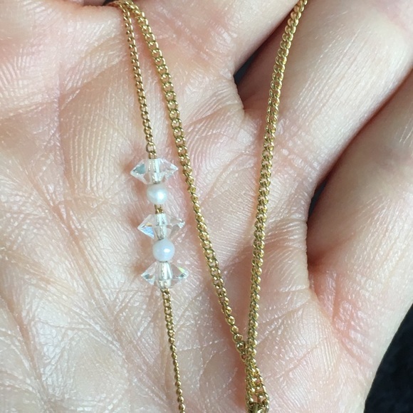 Two Delicate and Dainty Vintage Gold Tone Necklaces - Picture 7 of 16